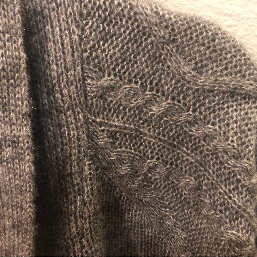 Chicos -Gray Knit Sweater Wrap/Cardigan -Chico’s Size 2 (women size 12) - Picture 4 of 5